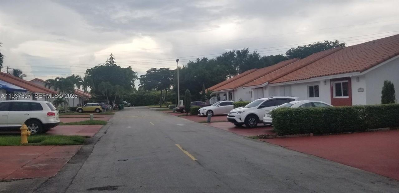 13516 Sw 59th Ln #13516 - Photo 7 of 20