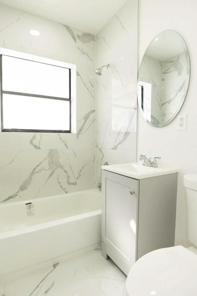 924 Nw 11th Ct #924 - Photo 4 of 15