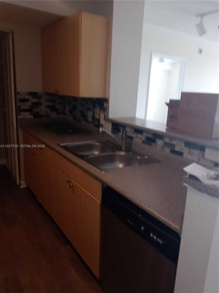 Parkside Ln #1900309B - Photo 2 of 6