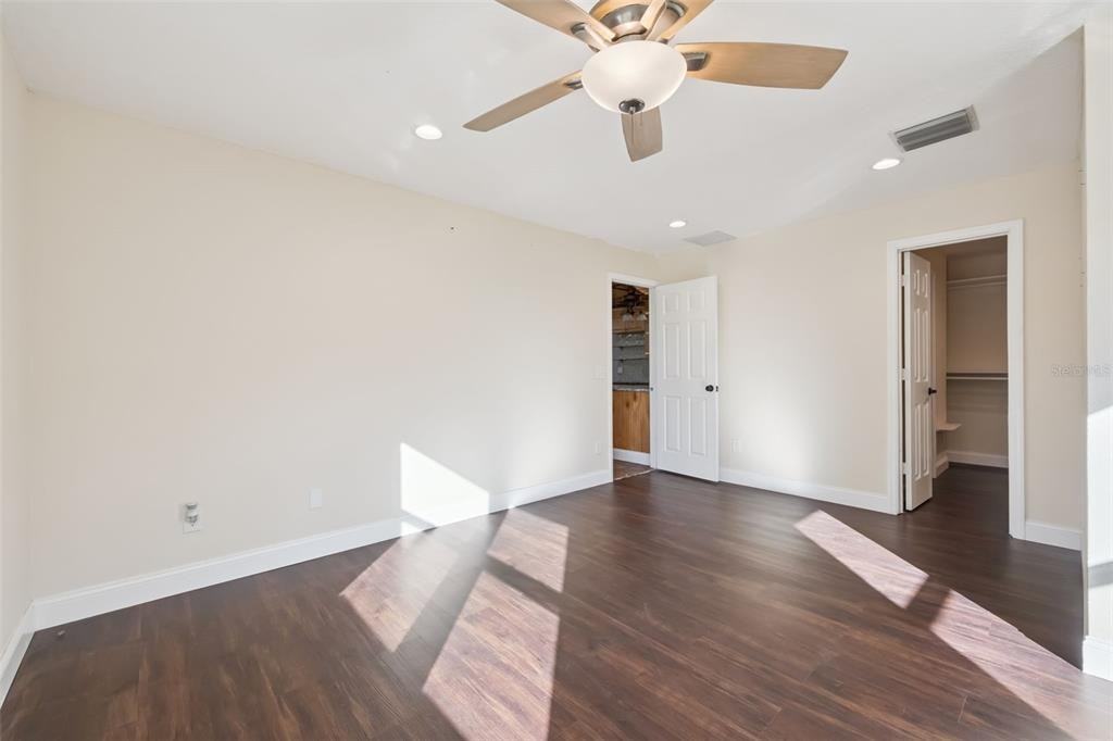 111 Pineapple Ct #111 - Photo 5 of 20