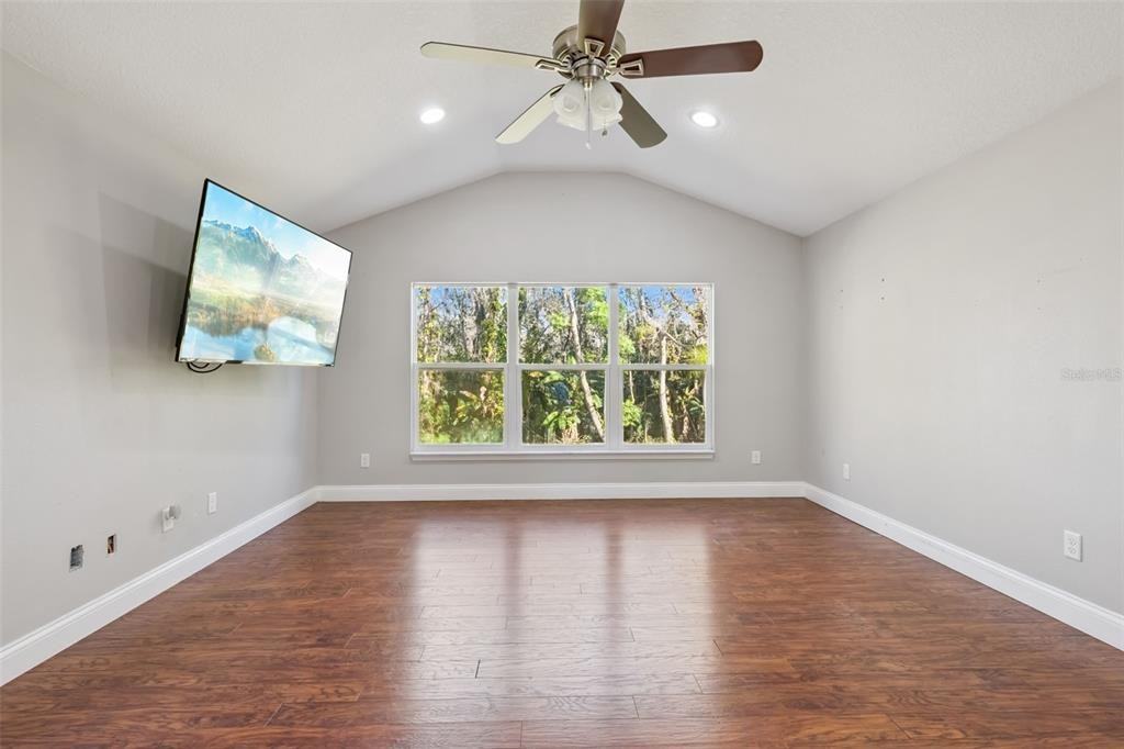 111 Pineapple Ct #111 - Photo 6 of 20