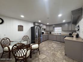 607 Herbert St #607 - Photo 1 of 1