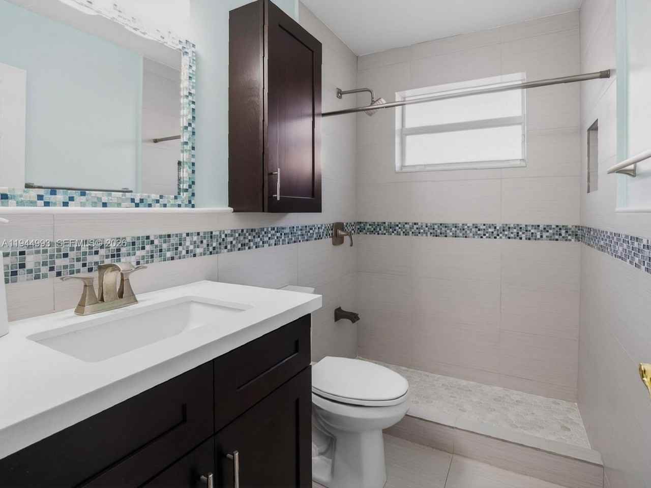 Vizcaya #15687 - Photo 3 of 24