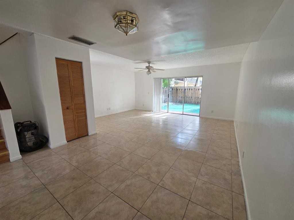 6512 Sw 41st Pl #6512-163 - Photo 4 of 15