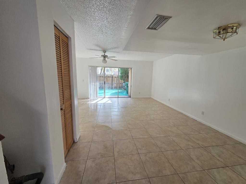 6512 Sw 41st Pl #6512-163 - Photo 5 of 15