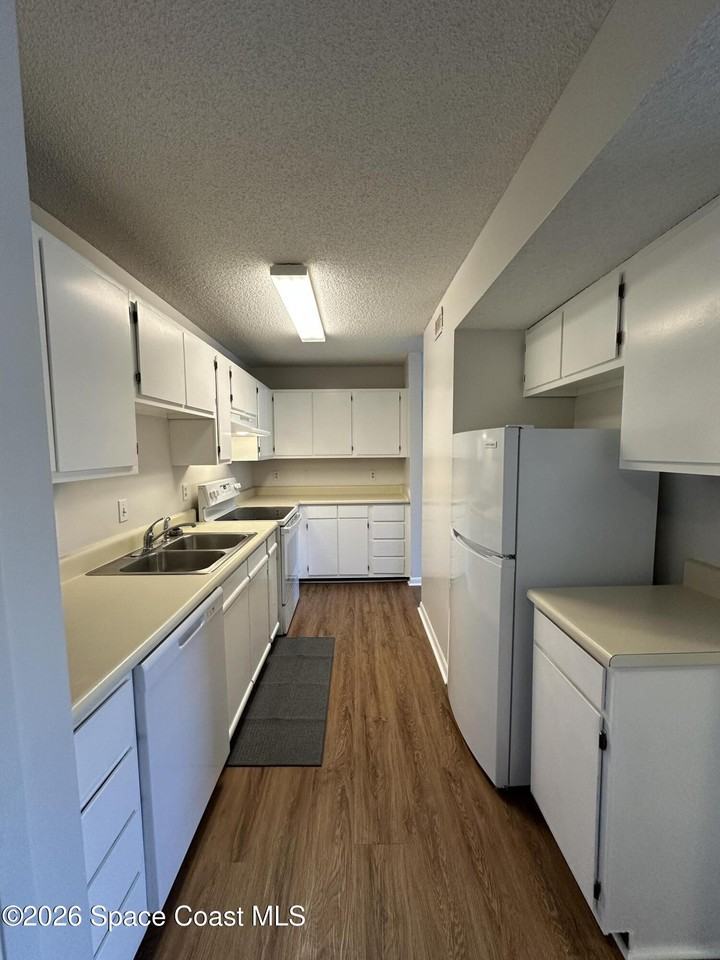 3535 Sable Palm Ln #3535G - Photo 3 of 11