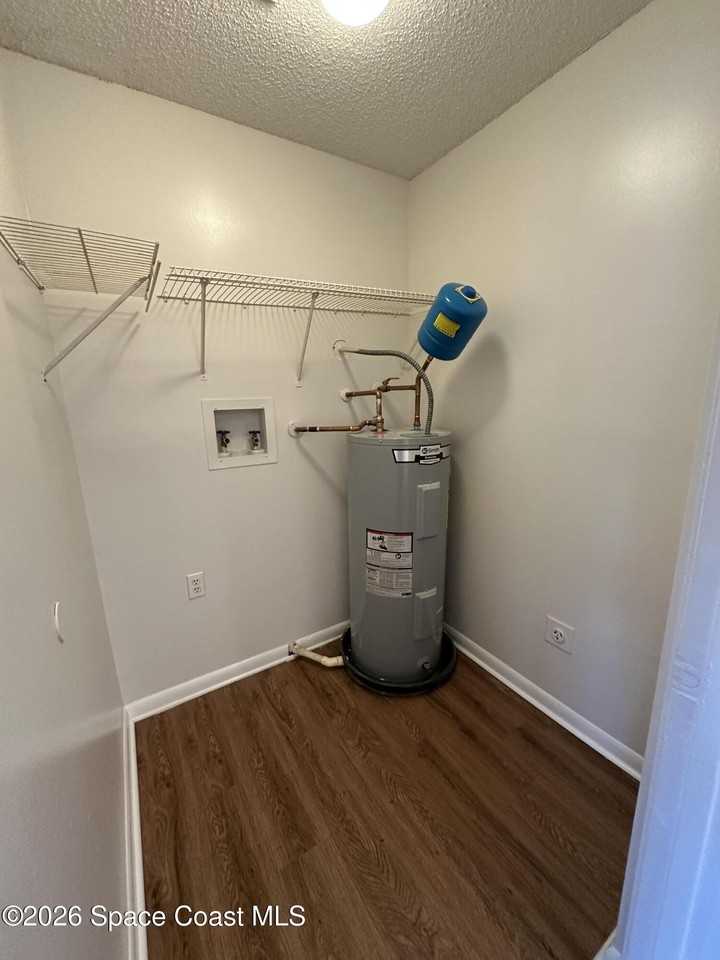 3535 Sable Palm Ln #3535G - Photo 4 of 11