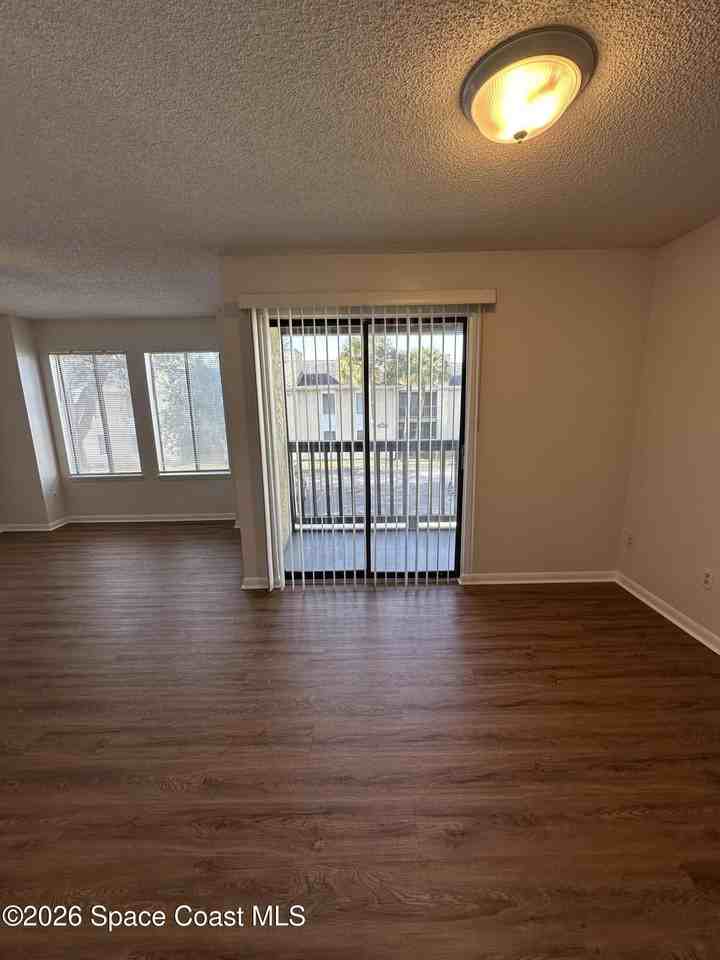 3535 Sable Palm Ln #3535G - Photo 6 of 11