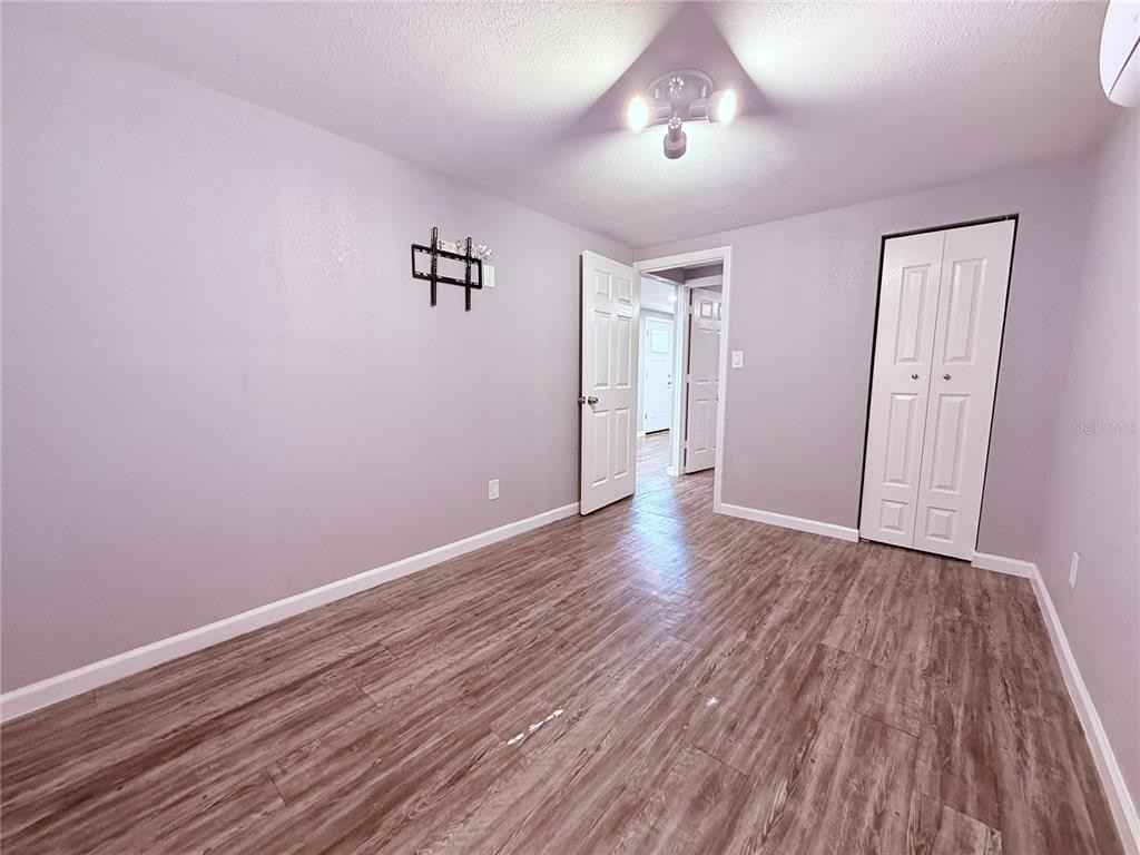 4514 W Fern St #4514 - Photo 3 of 12