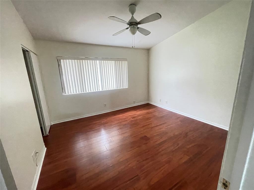 9844 Nw 56th Pl #9844 - Photo 3 of 7