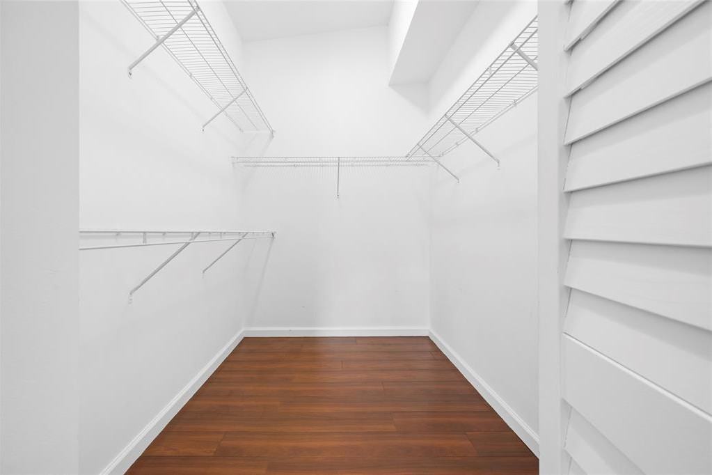 15624 Sw 52nd Ct #15624 - Photo 4 of 46