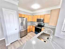 8836 Villa View Cir - Photo 1 of 1