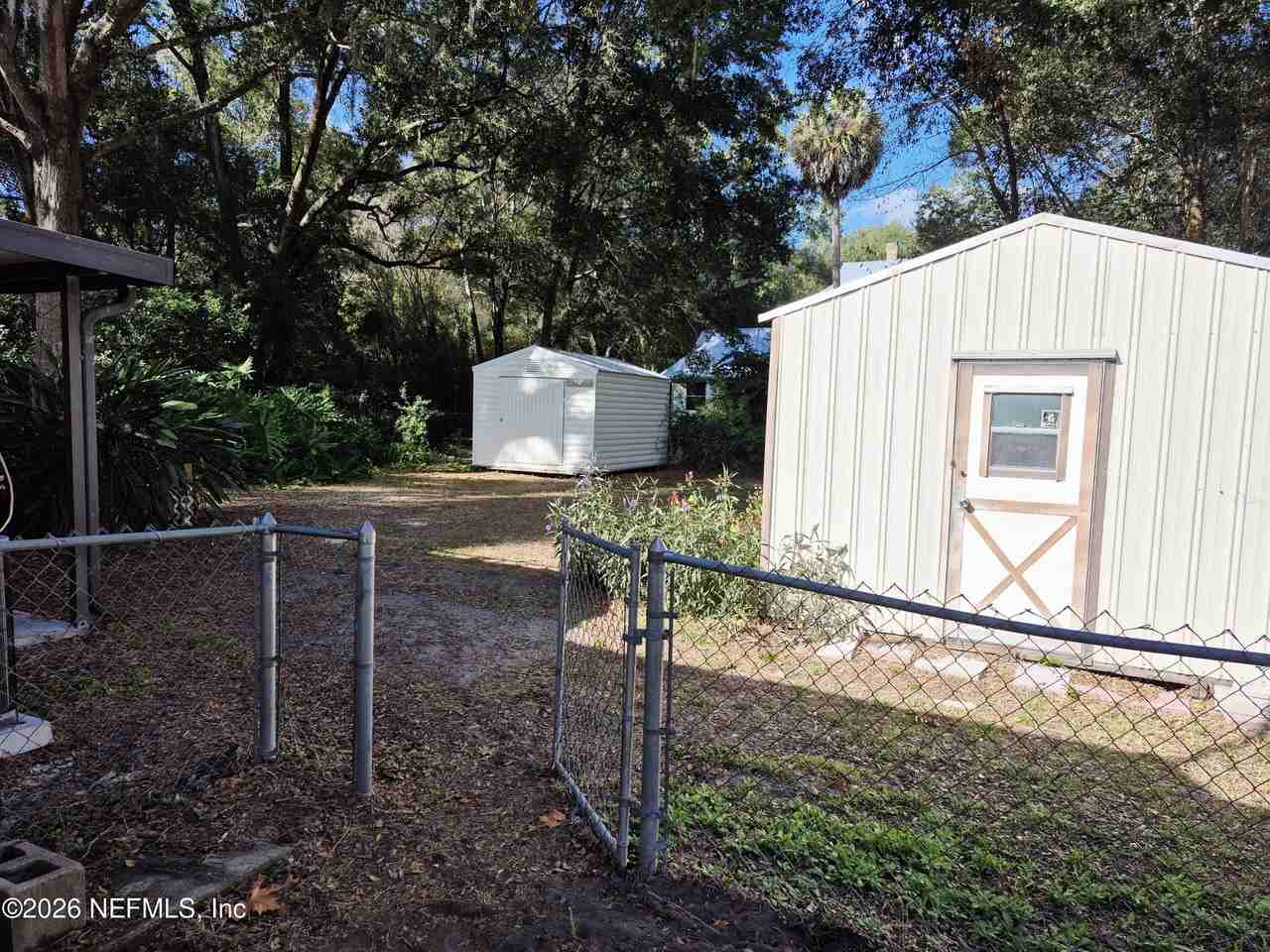 604 Holly Ln #604 - Photo 5 of 12