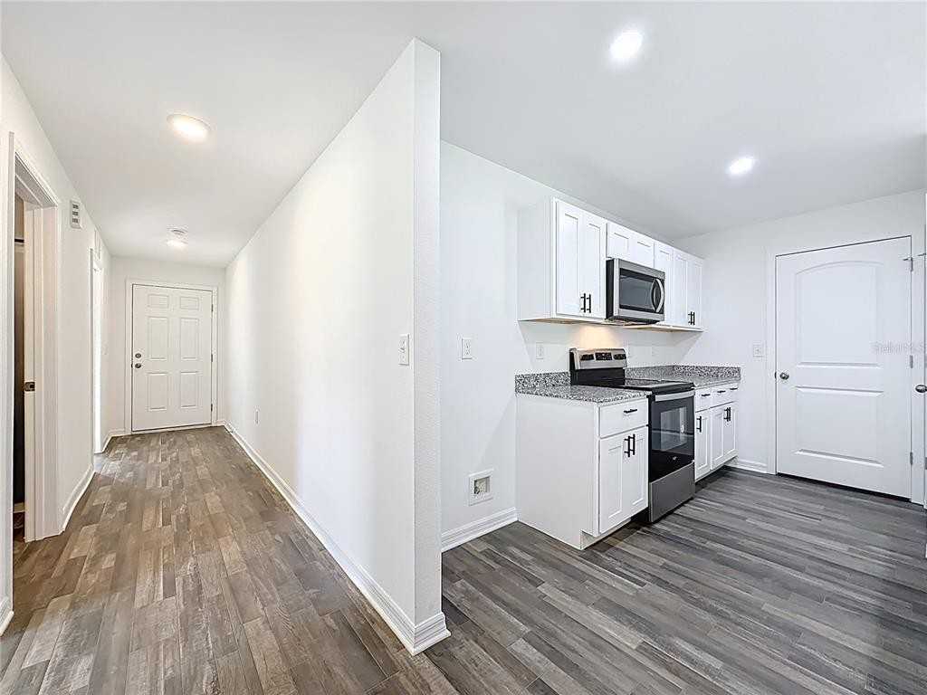 241 Live Oak Blvd #241 - Photo 6 of 29