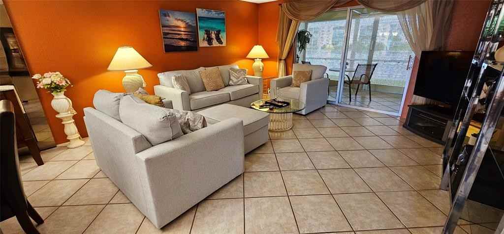 121 Se 3rd Ave #121-106 - Photo 7 of 39