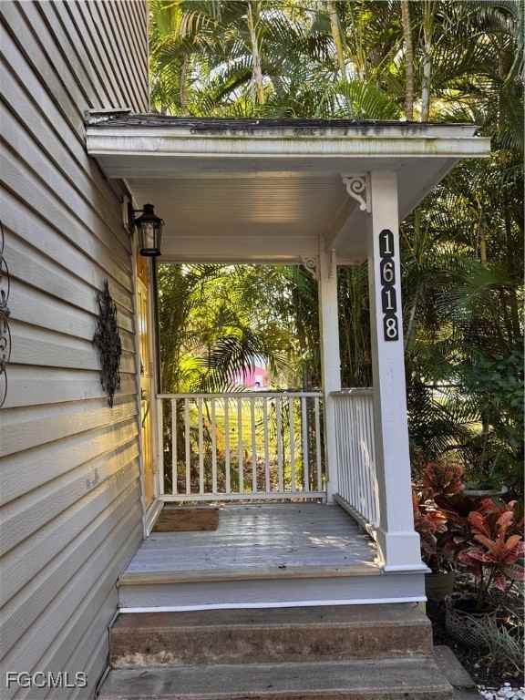 1618 Woodford Ave #1618 - Photo 6 of 17