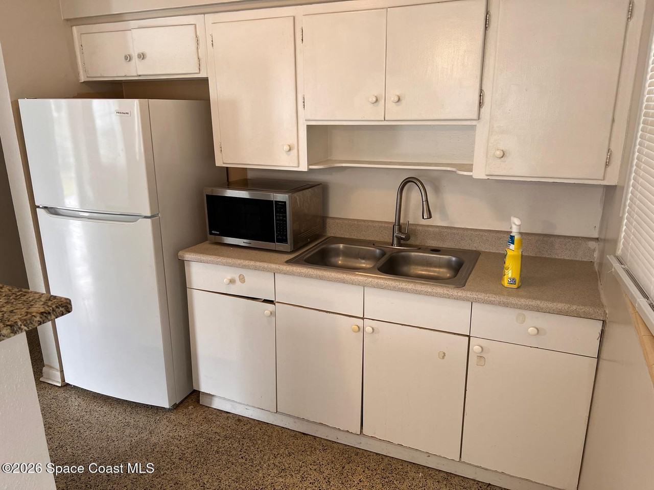 1040 Croton Rd #1040 - Photo 3 of 10