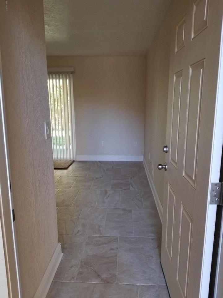 182 Ulster Ln #182 - Photo 7 of 21