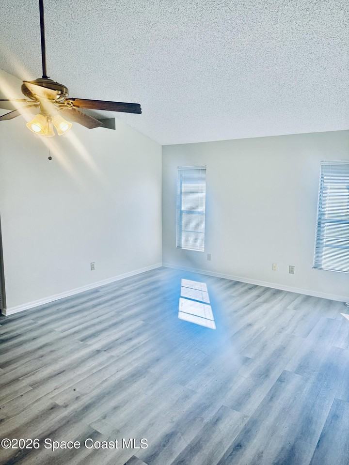 4795 Riverside Rd #4795 - Photo 3 of 33