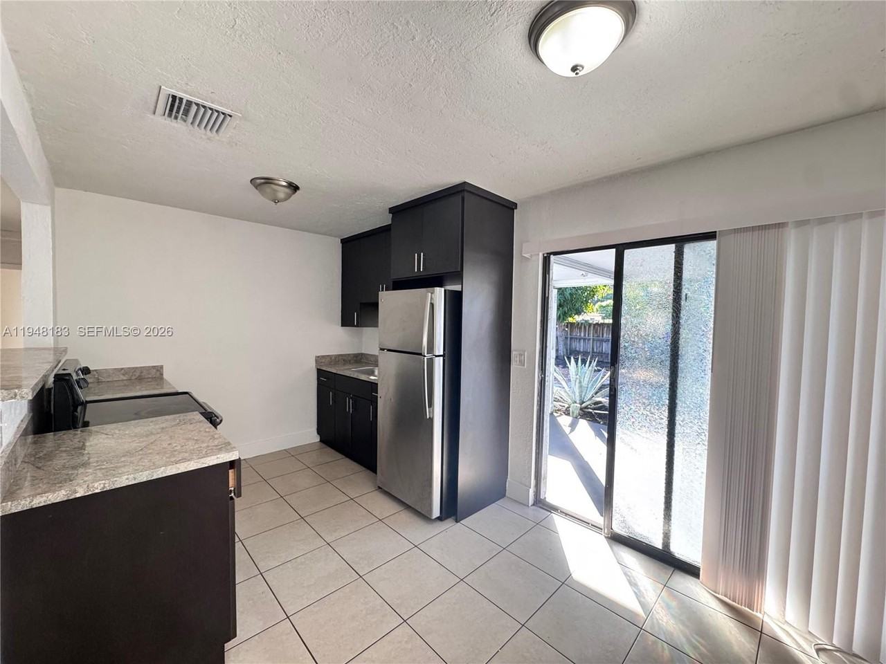 4851 Sw 44th Ave #4851 - Photo 6 of 18