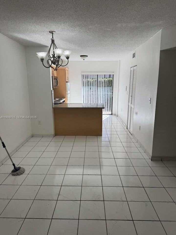 Hialeah Dr #5480-104 - Photo 6 of 8