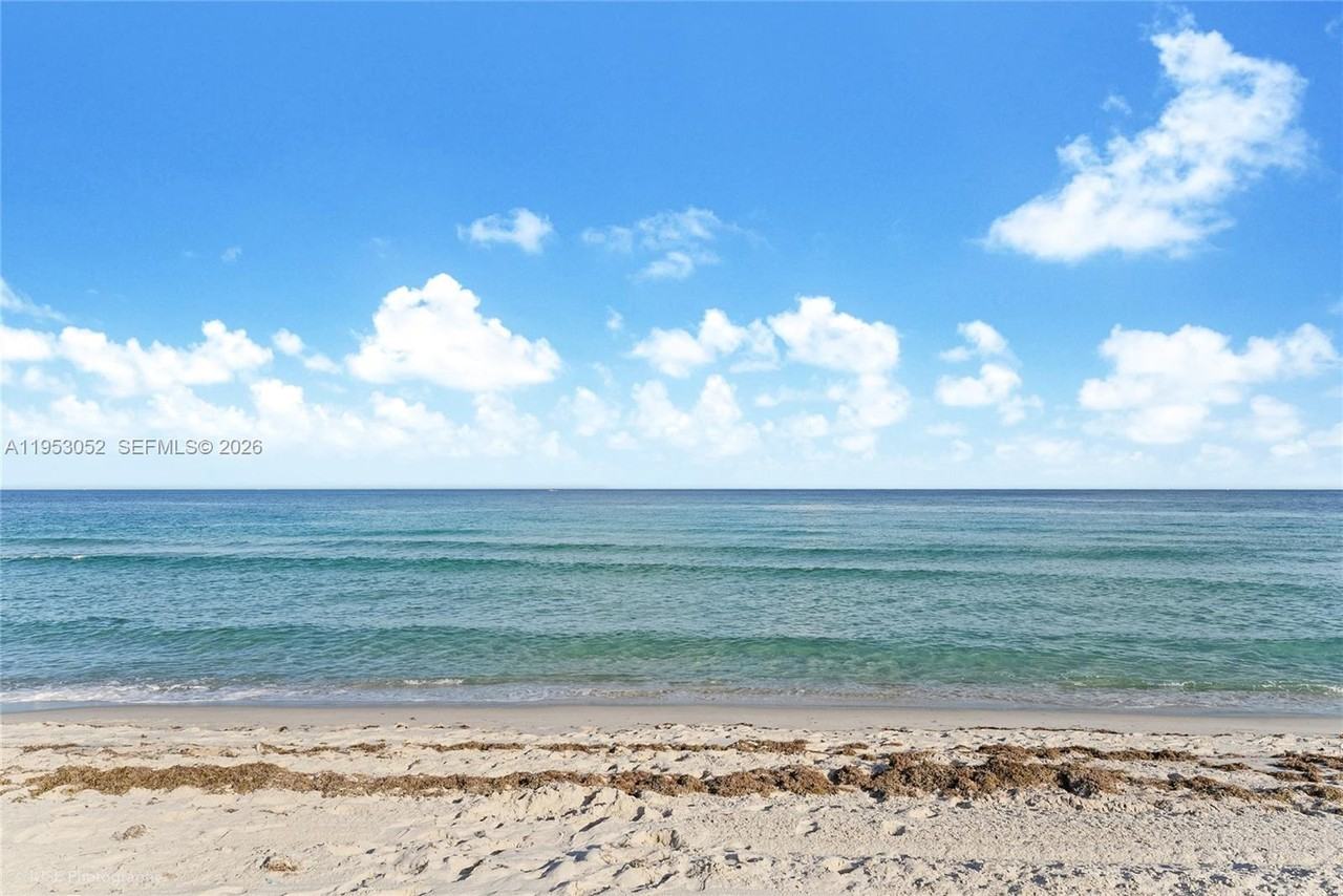 9341 Collins Ave #9341-503 - Photo 3 of 30