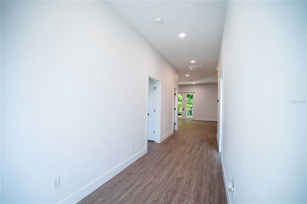 1014 E 21st Ave #1014 - Photo 5 of 45