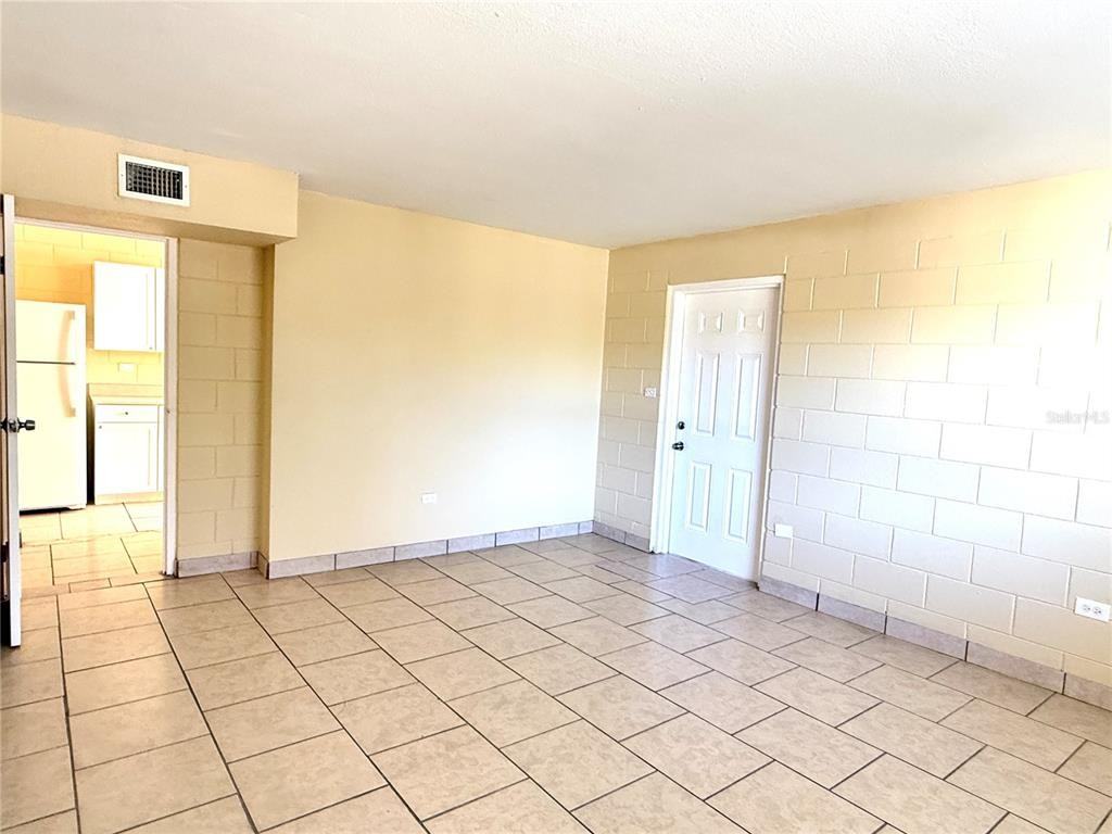 706 S Dr Martin Luther King Jr Blvd #706A5 - Photo 4 of 16