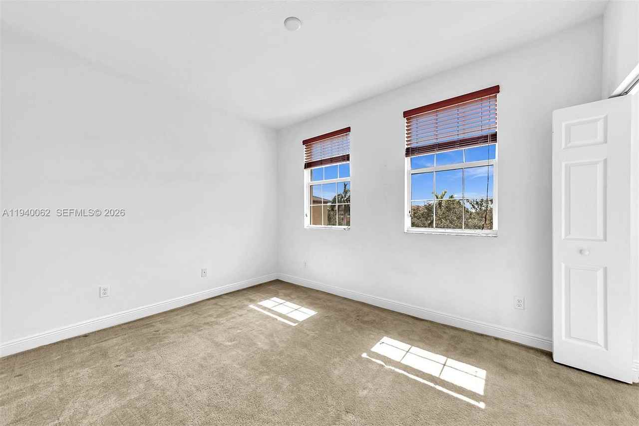 908 Sw 147th Ave #908-2914 - Photo 2 of 50