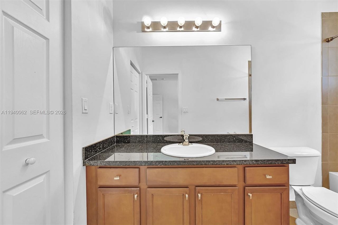 908 Sw 147th Ave #908-2914 - Photo 6 of 50