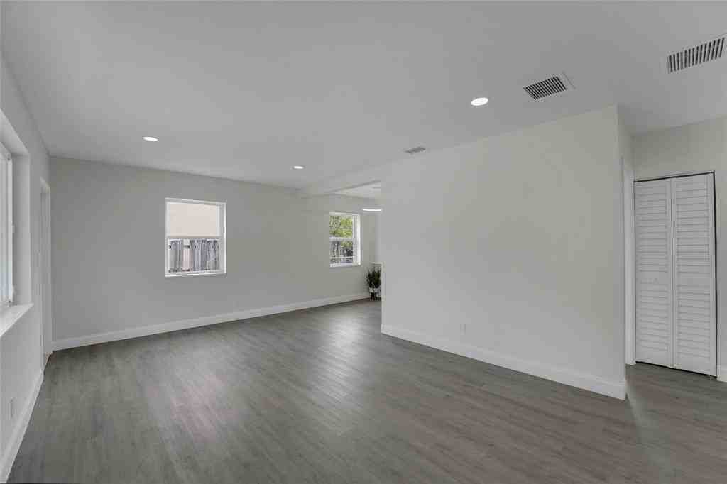 1532 Nw 1st Ave #1532 - Photo 3 of 20