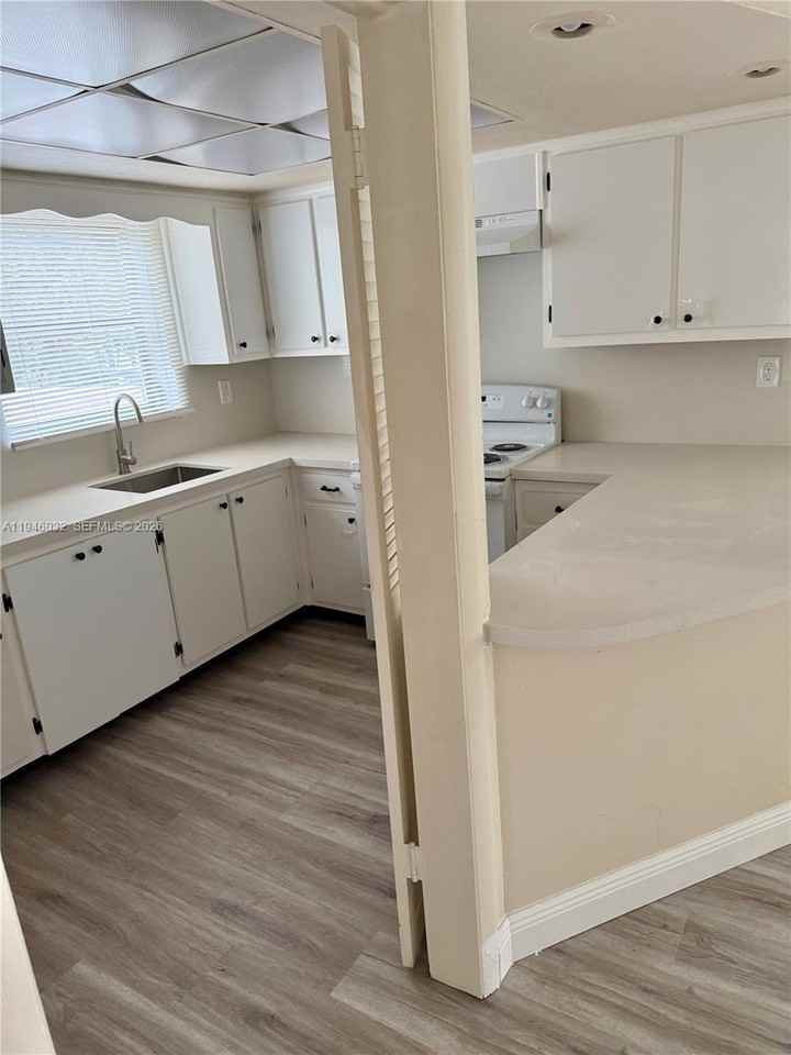 9390 E Bay Harbor Dr