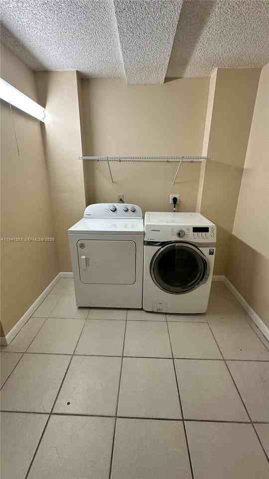 1520 Whitehall Dr #1520-101 - Photo 5 of 17