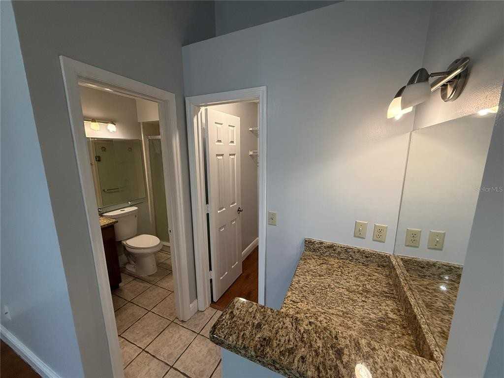 34 Lakepointe Cir #34 - Photo 4 of 19