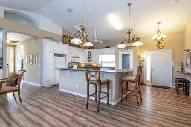 497 Grandview Ave #497 - Photo 4 of 49