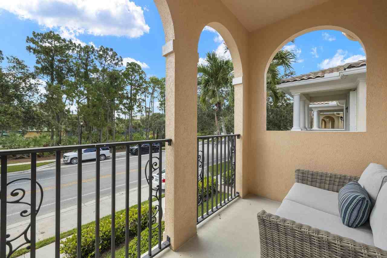 4006 Parkside Dr #4006 - Photo 3 of 26