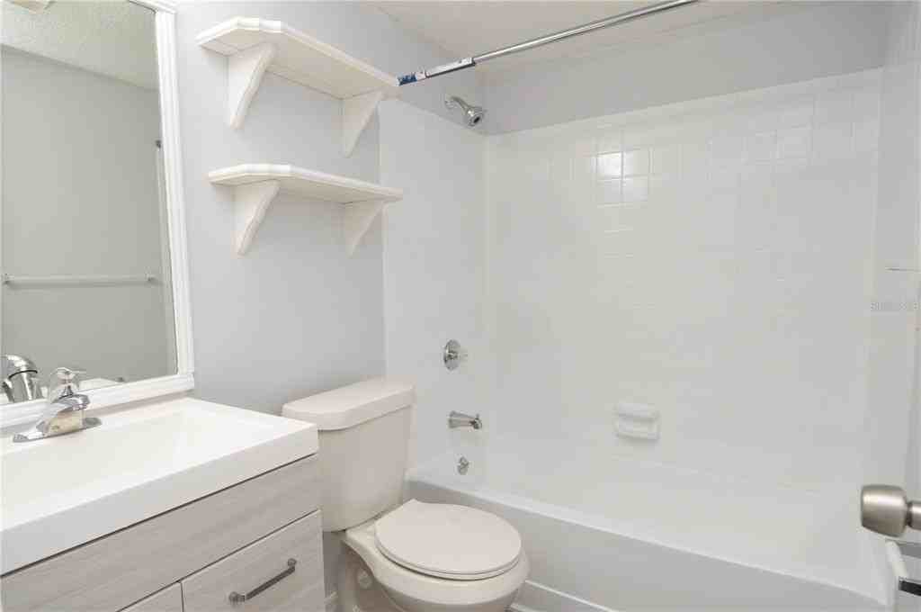 8635 Mallard Reserve Dr #8635-103 - Photo 6 of 50