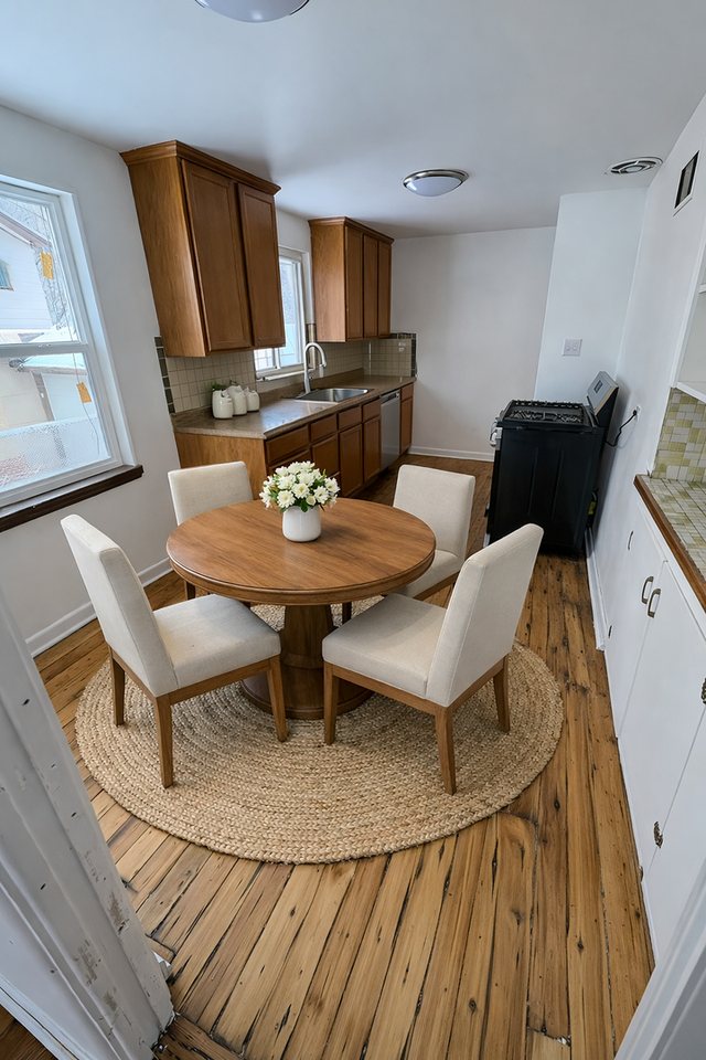 2840 N Steele St #2840 - Photo 2 of 7