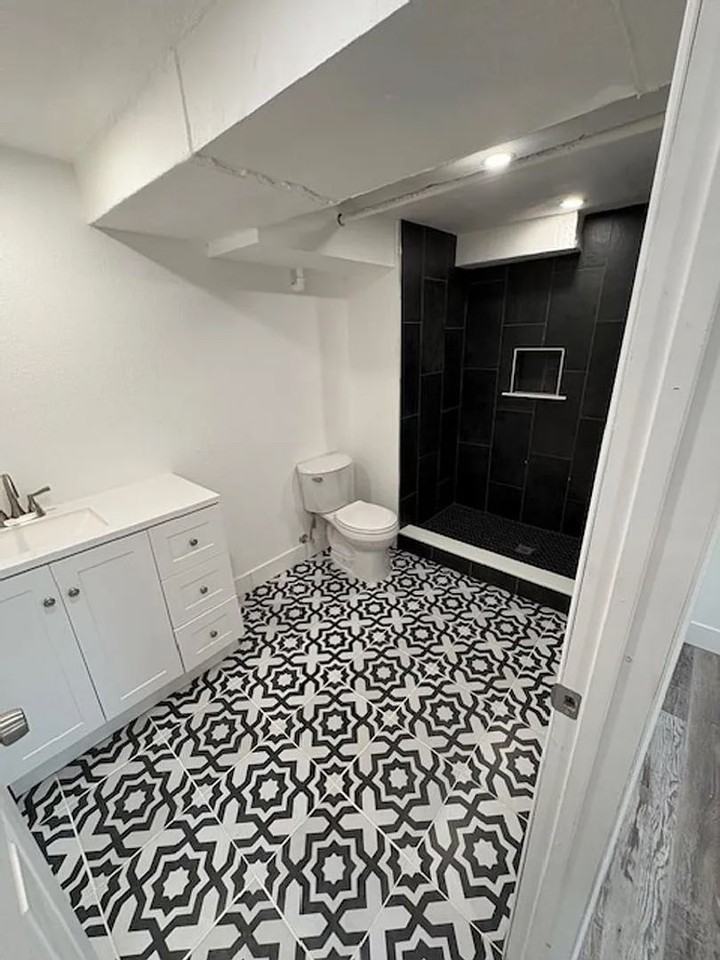 2840 N Steele St #2840 - Photo 7 of 7