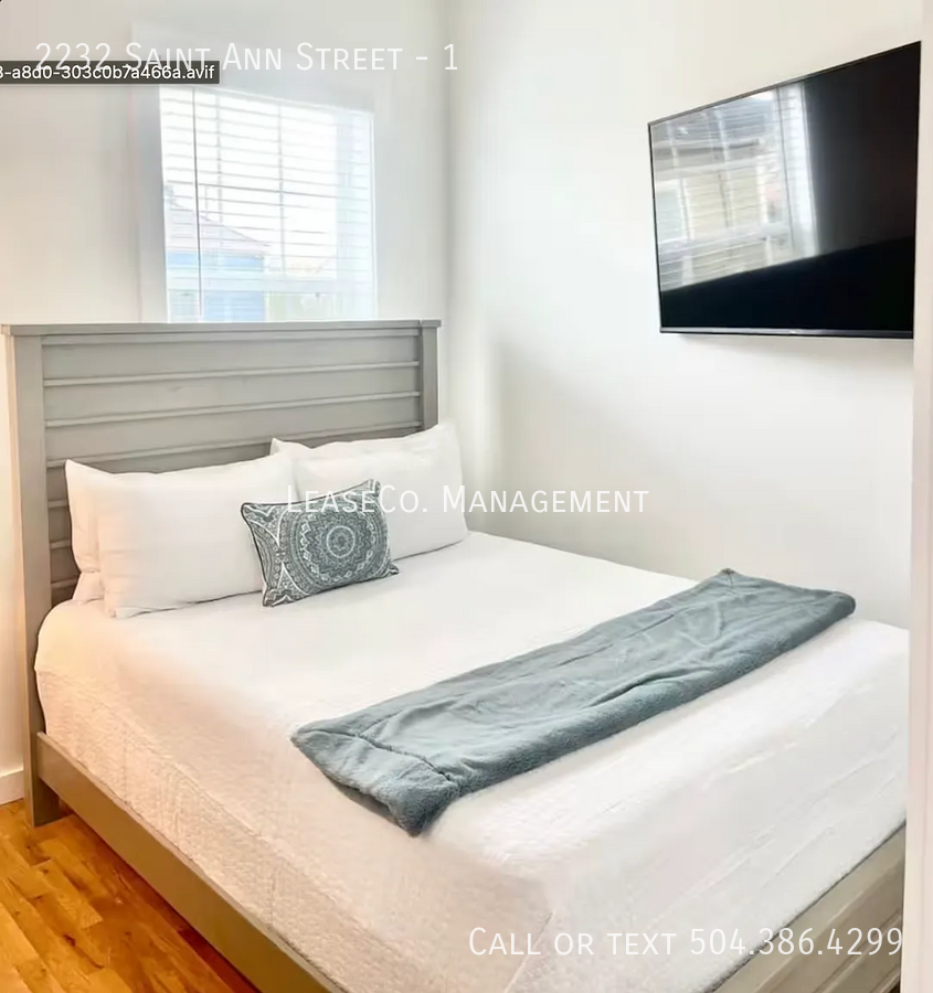 2232 Saint Ann St #1 - Photo 4 of 7