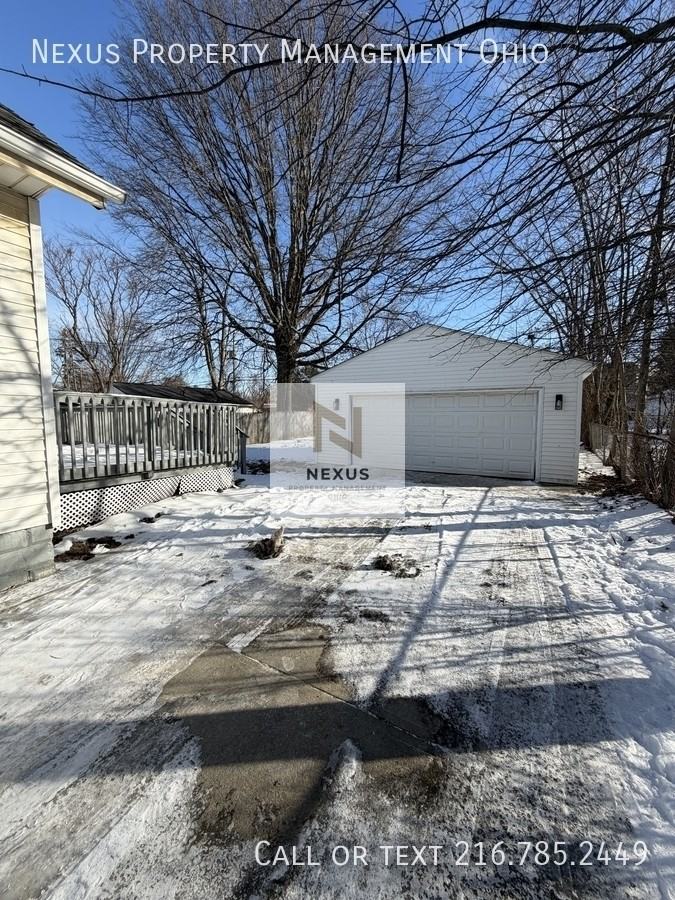 843 E 232nd St - Photo 3 of 17