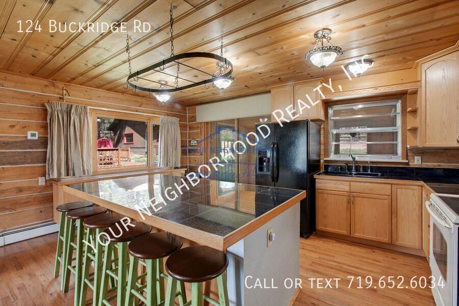 124 Buckridge Rd - Photo 7 of 11