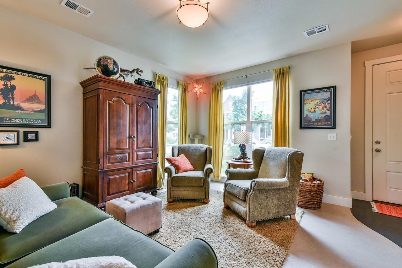 803 Heschel St #D - Photo 5 of 10