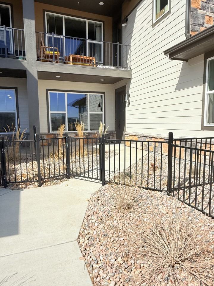 938 Schlagel St #4UNIT4 - Photo 2 of 25