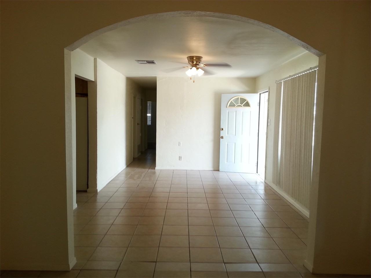 1435 Smith Ave #1 - Photo 3 of 13