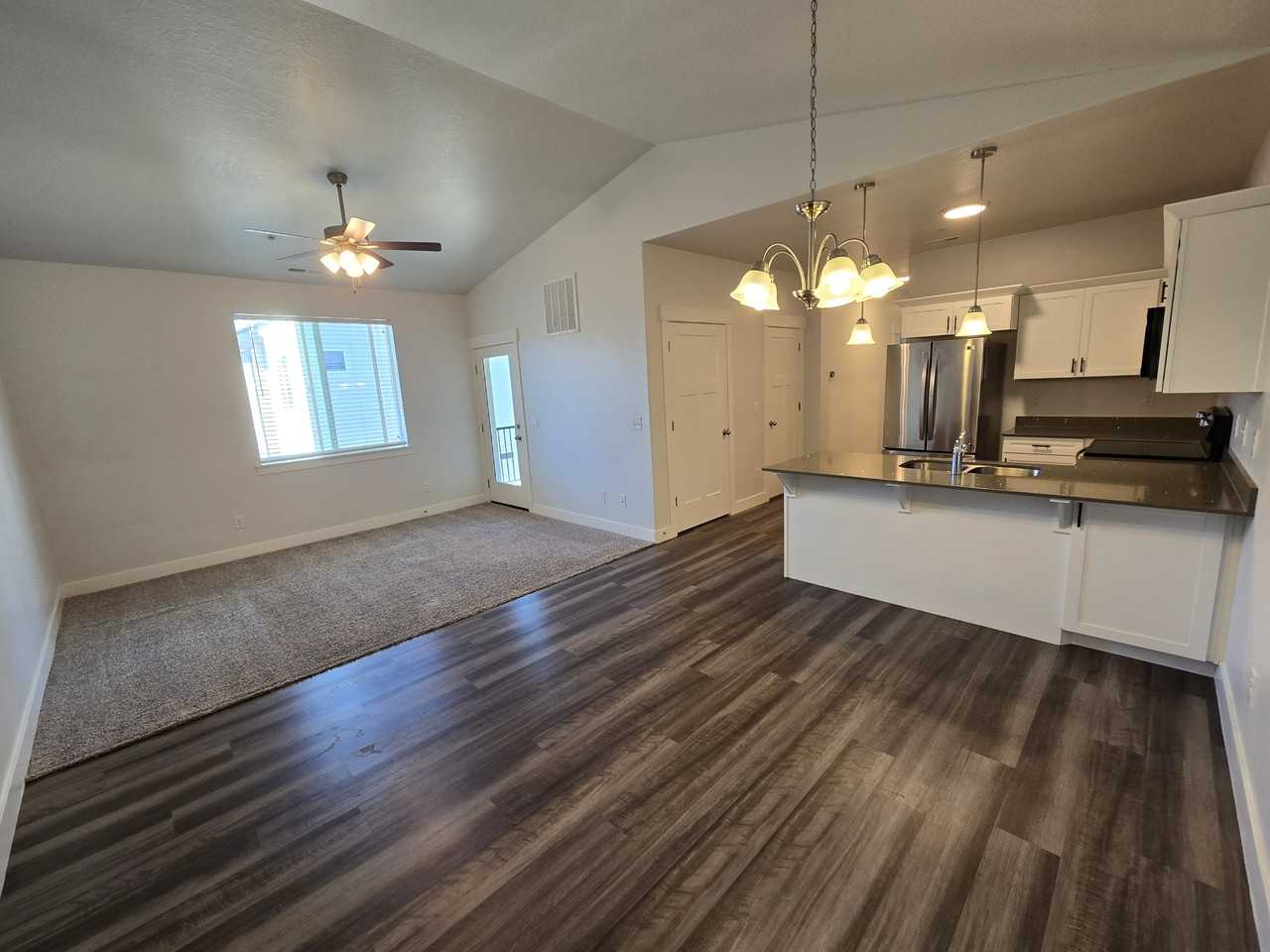 1985 N 3330 W #1 - Photo 3 of 33