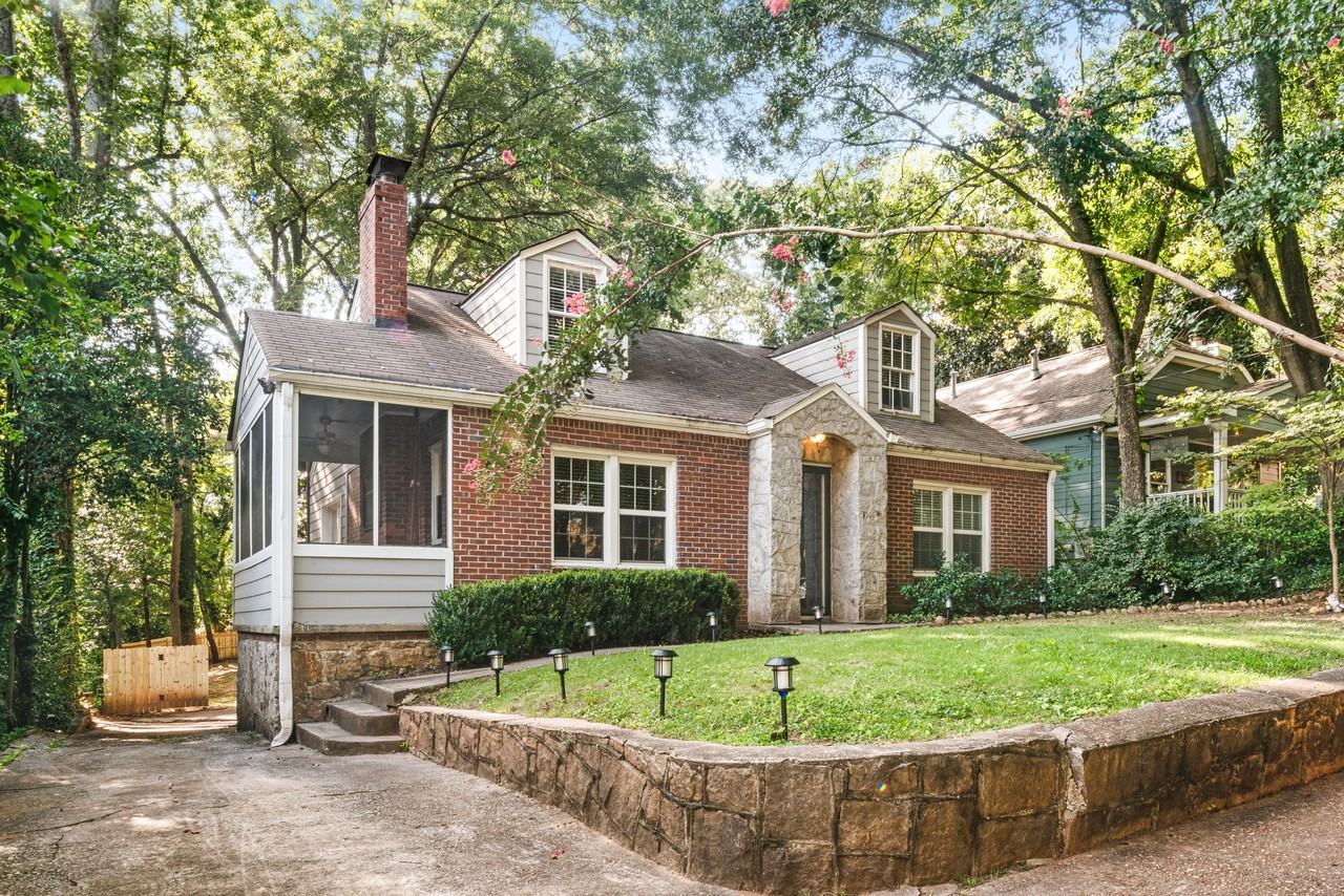 919 Gilbert St Se #NA - Photo 3 of 29