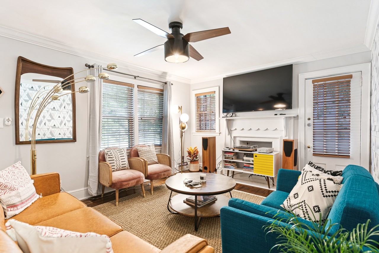 919 Gilbert St Se #NA - Photo 4 of 29