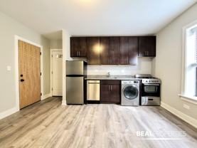 429 W Belden Ave #204 - Photo 1 of 1