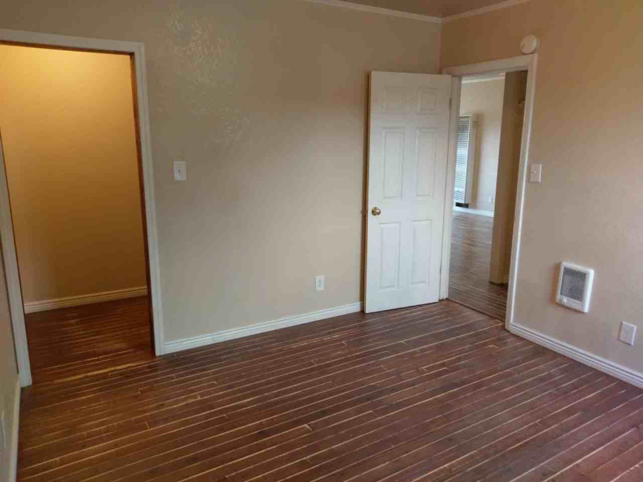 E Lyon St #421LYONS - Photo 7 of 12